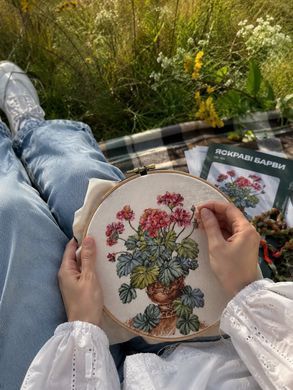 &laquo;Яскраві барви&raquo; &mdash; набір для вишивки хрестиком Lelia (ЛВ156) - Купити в інтернет-магазині club-rukodelia.com Тел: 067-802-24-81  Купити Київ, Львів, Харків, Вінниця, Одеса, Житомир, Чернігів, Суми