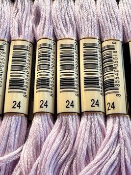 Муліне для вишивання AIRO №24 колір White Lavender/White lavender 8м