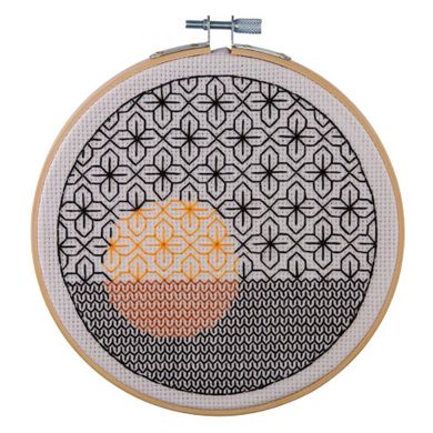 Набір для вишивання хрестиком Блекворк: Геометричні круги (Blackwork: Geometric Circles) ANCHOR ABW0003 - Купить в интернет-магазине club-rukodelia.com Тел: 067-802-24-81 Купить Киев, Львов, Харьков, Винница, Одесса, Житомир, Чернигов, Сумы